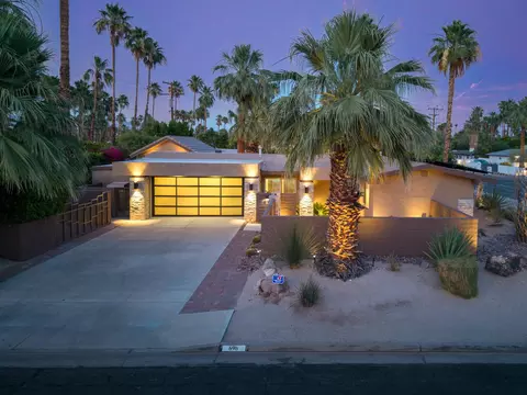 696 S Warm Sands Dr, Palm Springs, CA 92264
