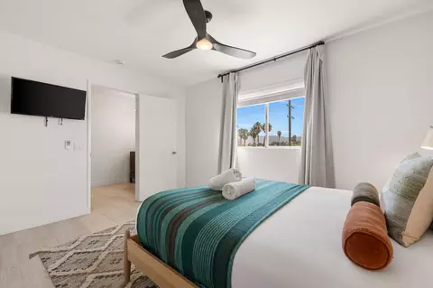 Bedroom - 45640 Cimarron Rd, Indio, CA 92201 photo 3 of 10