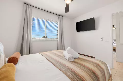 Bedroom - 45640 Cimarron Rd, Indio, CA 92201 photo 7 of 10