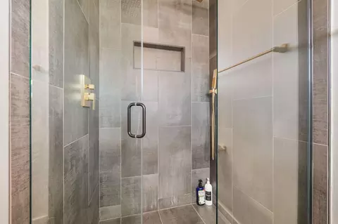 Bath - 45640 Cimarron Rd, Indio, CA 92201 photo 5 of 7