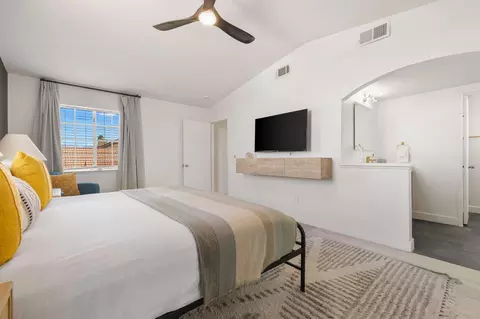 Bedroom - 45640 Cimarron Rd, Indio, CA 92201 photo 6 of 10