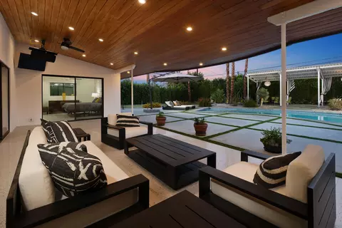 73075 Shadow Mountain Dr, Palm Desert, CA 92260