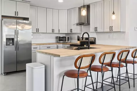 Kitchen - 2071 Border Ave, Joshua Tree, CA 92252 photo 1 of 6