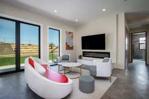Living - 62290 Crestview Dr, Joshua Tree, CA 92252 photo 1 of 1