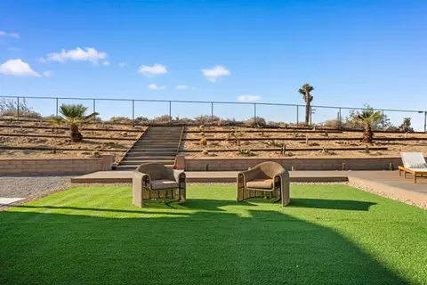 Exterior - 62290 Crestview Dr, Joshua Tree, CA 92252 photo 14 of 28