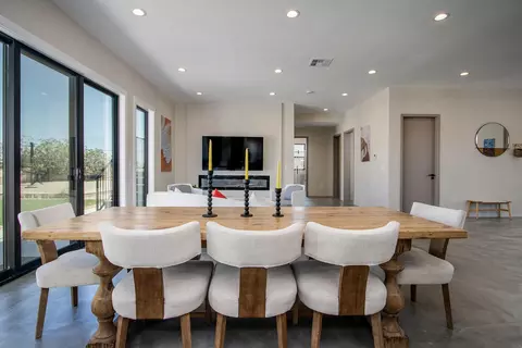 Dining - 62290 Crestview Dr, Joshua Tree, CA 92252 photo 2 of 3