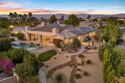 10 Queens Ct, Rancho Mirage, CA 92270