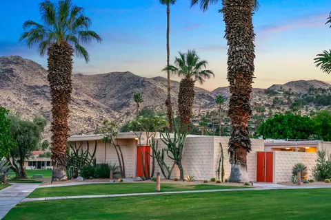 133 Desert Lakes Dr, Palm Springs, CA 92264