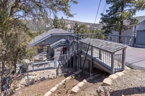 337 Lookout Dr, Big Bear City, CA 92314