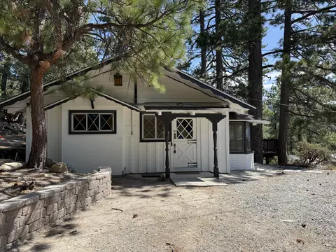 Exterior - 53226 Overlook Dr, Idyllwild, CA 92549 photo 2 of 15