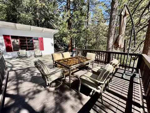 Exterior - 53226 Overlook Dr, Idyllwild, CA 92549 photo 7 of 15