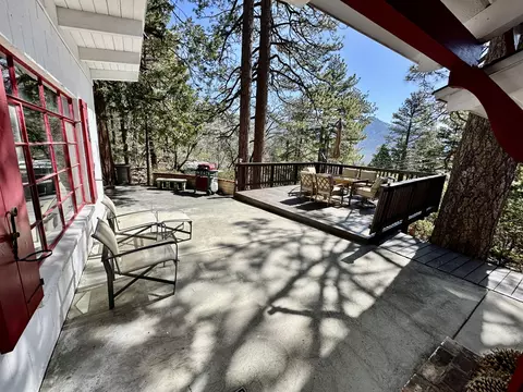 Exterior - 53226 Overlook Dr, Idyllwild, CA 92549 photo 3 of 15