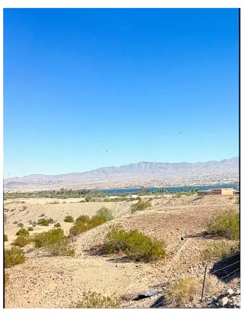 000 Havasu Lake Rd, Needles, CA 92363