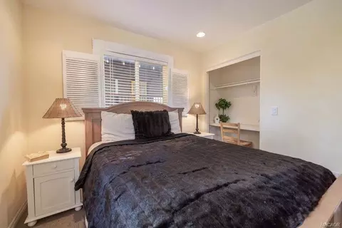 Bedroom - 1047 Butte Ave, Big Bear City, CA 92314 photo 5 of 8