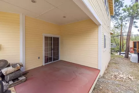 Exterior - 1047 Butte Ave, Big Bear City, CA 92314 photo 8 of 8