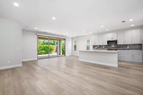Living - 51580 Whiptail Dr, Indio, CA 92201 photo 10 of 11