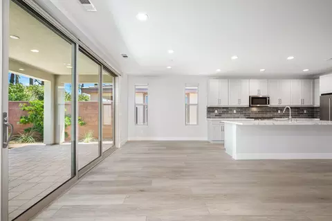 Living - 51580 Whiptail Dr, Indio, CA 92201 photo 9 of 11