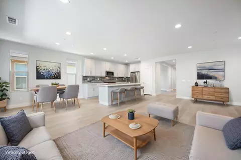 Living - 51580 Whiptail Dr, Indio, CA 92201 photo 5 of 11
