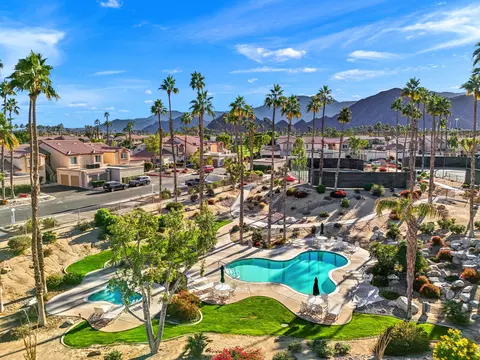 View/Area - 78229 Indigo Dr, La Quinta, CA 92253 photo 5 of 14