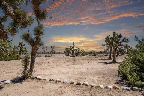 Exterior - 5073 Wallaby St, Yucca Valley, CA 92284 photo 17 of 17