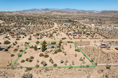 View/Area - 5073 Wallaby St, Yucca Valley, CA 92284 photo 10 of 15