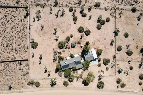 View/Area - 5073 Wallaby St, Yucca Valley, CA 92284 photo 4 of 15