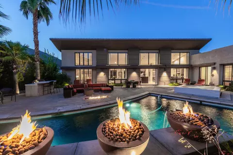 333 Lautner Ln, Palm Springs, CA 92264