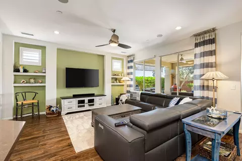 Living - 51643 Rolling Green Ct, Indio, CA 92201 photo 2 of 3