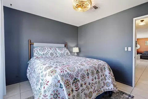 Bedroom - 7526 Apache Trl, Yucca Valley, CA 92284 photo 4 of 5