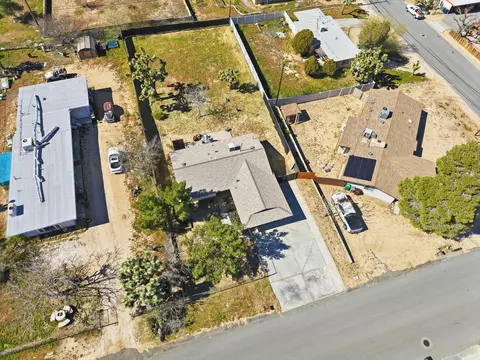 View/Area - 7526 Apache Trl, Yucca Valley, CA 92284 photo 1 of 5