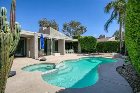 2995 Sundance Cir E, Palm Springs, CA 92262