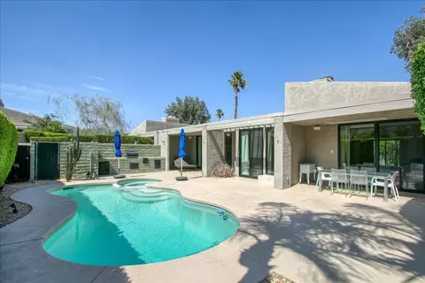 2995 Sundance Cir E, Palm Springs, CA 92262