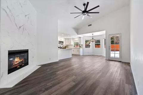 68635 Panorama Rd, Cathedral City, CA 92234