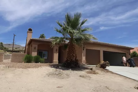 66864 Casa Grande Dr, Desert Hot Springs, CA 92240