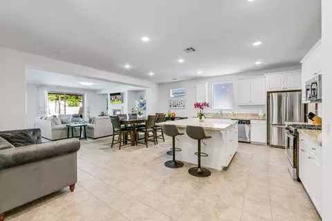 Kitchen - 49337 Nicholson Ct, Indio, CA 92201 photo 2 of 4