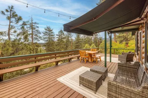 Exterior - 579 Echo Ln, Big Bear Lake, CA 92315 photo 6 of 17