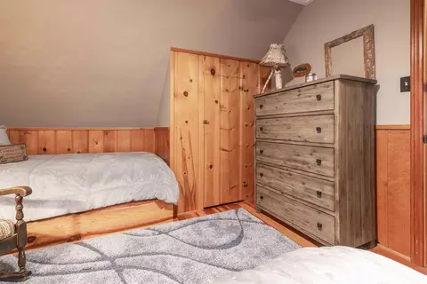 Bedroom - 579 Echo Ln, Big Bear Lake, CA 92315 photo 7 of 10
