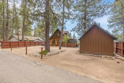 Exterior - 579 Echo Ln, Big Bear Lake, CA 92315 photo 11 of 17