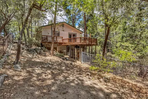 25336 Marion Ridge Dr, Idyllwild, CA 92549