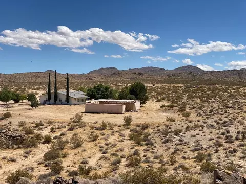 5056 Lazy Ln, Johnson Valley, CA 92285