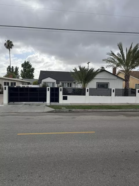 7737 Bellaire Ave, North Hollywood, CA 91605