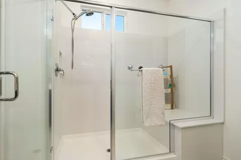 Bath - 41876 Regona Rd, Indio, CA 92203 photo 2 of 4