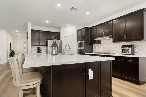 Kitchen - 41876 Regona Rd, Indio, CA 92203 photo 5 of 6