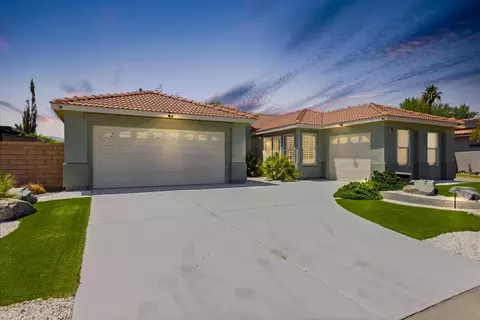 73581 Heatherwood Dr, Palm Desert, CA 92211