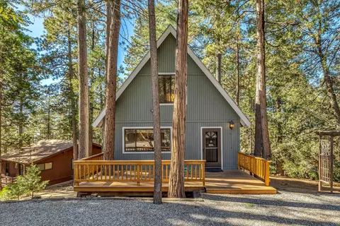 Exterior - 52402 Pine Ridge Rd, Idyllwild, CA 92549 photo 6 of 28