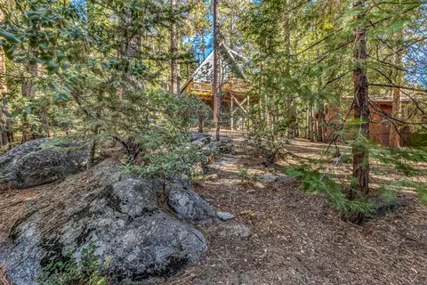 Exterior - 52402 Pine Ridge Rd, Idyllwild, CA 92549 photo 25 of 28