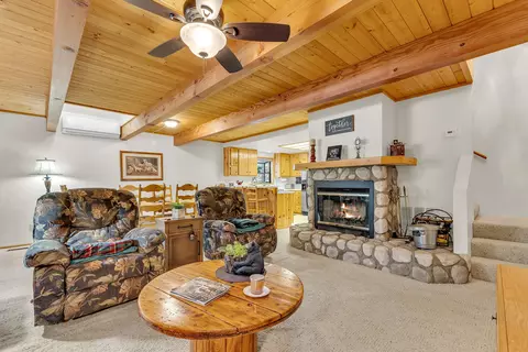Living - 52402 Pine Ridge Rd, Idyllwild, CA 92549 photo 7 of 7