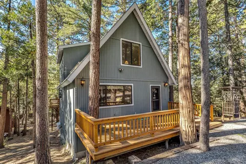 Exterior - 52402 Pine Ridge Rd, Idyllwild, CA 92549 photo 2 of 28