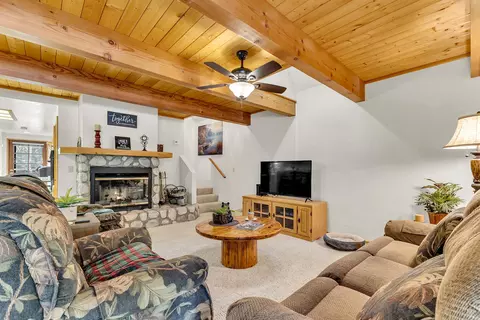 Living - 52402 Pine Ridge Rd, Idyllwild, CA 92549 photo 3 of 7