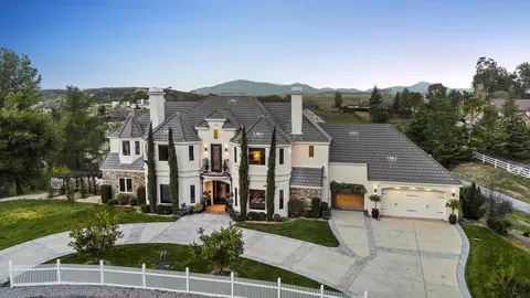 Exterior - 33120 Vino Way, Temecula, CA 92591 photo 6 of 19